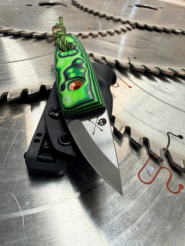 Acorn Neck Knife Toxic Micarta