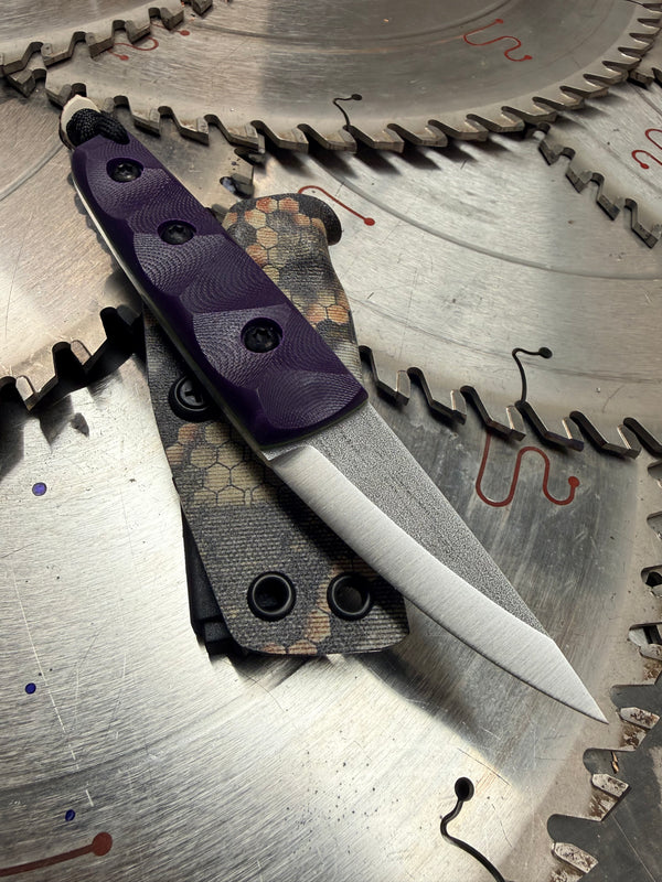 Thorn Puuko neck knife Fight or Die