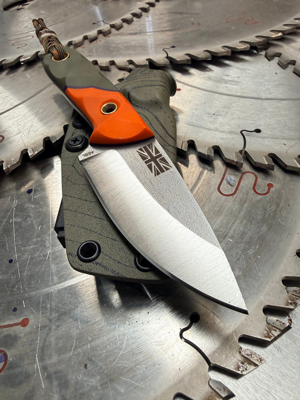 Muninn V2 Neck Knife G10 sabre grind