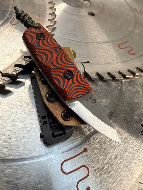 Acorn Neck Knife G10 Multi-Cam