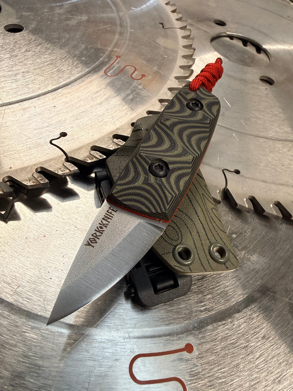 Acorn Neck Knife Topographic G10