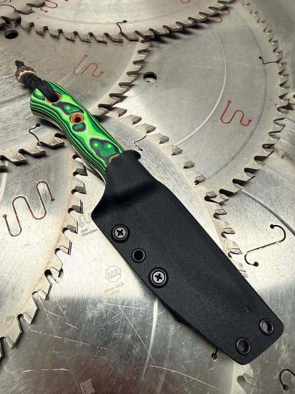 Bear Cub Toxic Micarta
