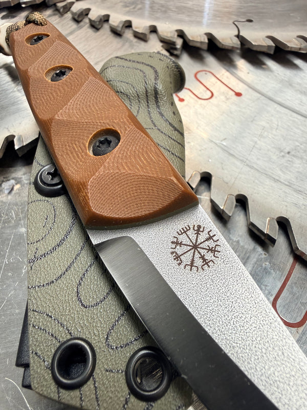 Thorn Puuko neck knife Fight or Die