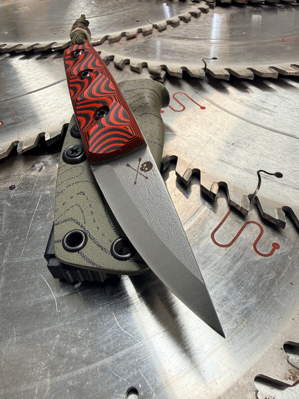 Thorn Puuko neck knife Fight or Die (Copy)