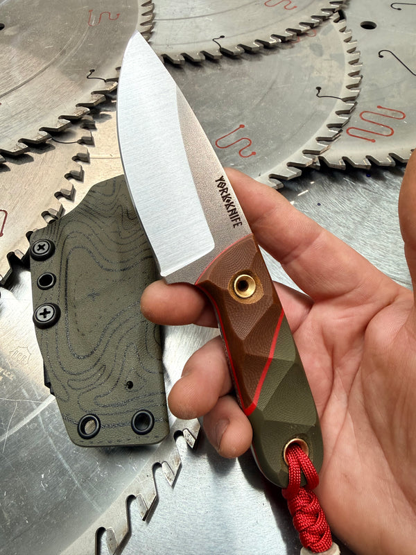 Muninn V2 Neck Knife G10