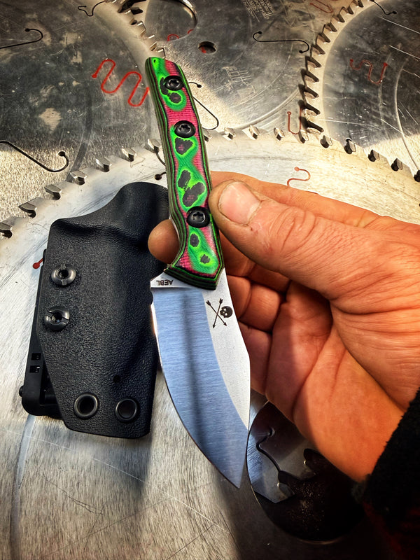 Field Skalpel Toxic Micarta