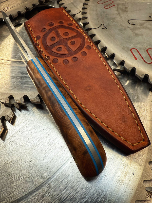 Huntsman Thuya Burr & Leather