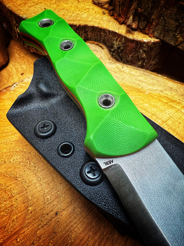 Loki Bushcraft Knife G10 Toxic