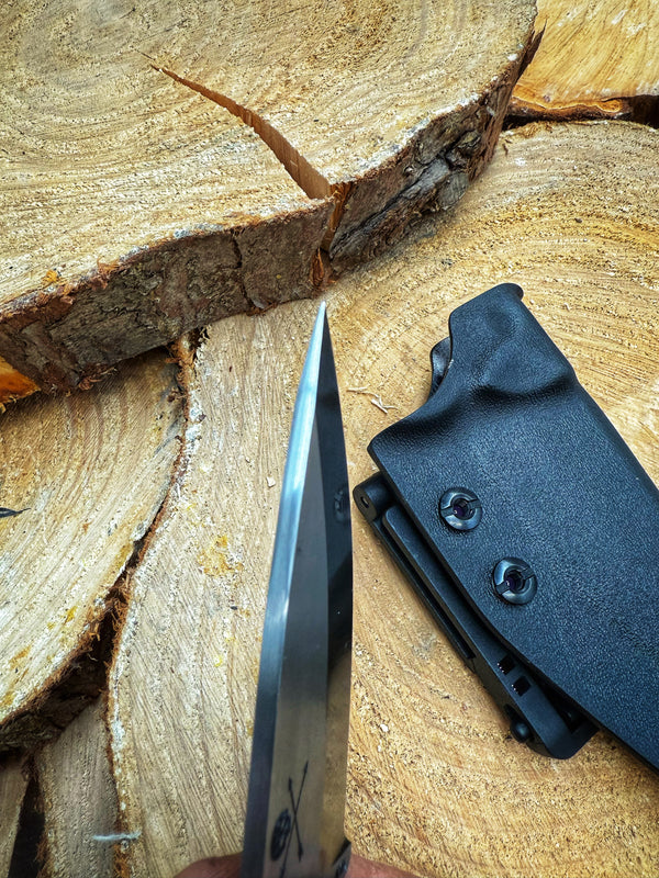 Muninn V2 Neck Knife G10 sabre grind