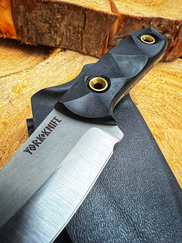 Muninn V2 Neck Knife G10 sabre grind