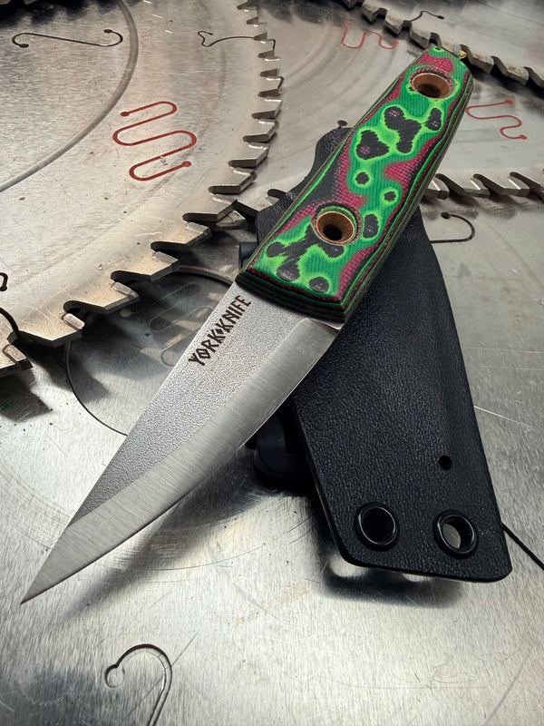 Thorn Puuko neck knife