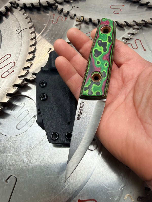 Thorn Puuko neck knife